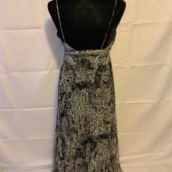 STUNNING Silk maxi halter dress - Picture 4 of 7